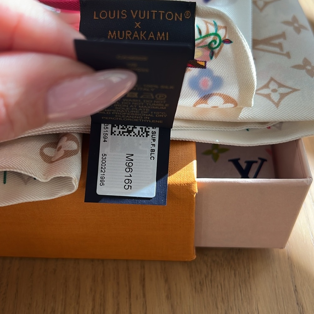 ππ₯ Louis Vuitton Murakami π₯π LV x TM Superflat Monogram 2025 Silk Bandeau - Picture 7 of 10